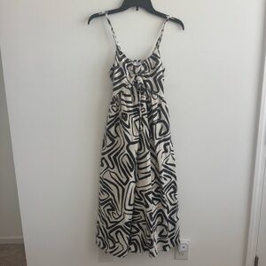 Sincerely Jules Black and White Abstract Maxi Dress